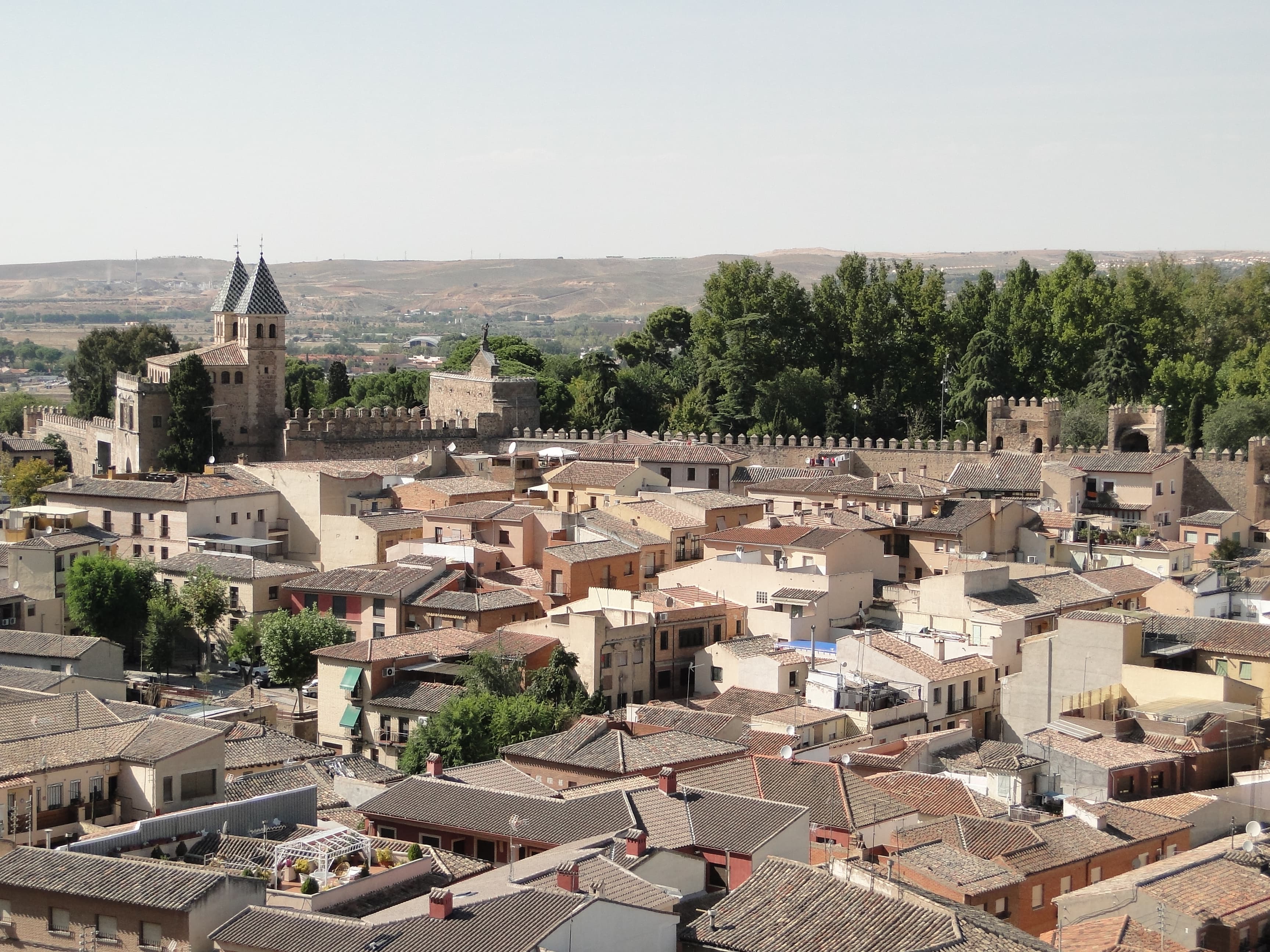 Puerta Nueva de Bisagra, entrada monumental de Toledo, punto de referencia cerca del recorrido de la Feria y Fiestas de la Virgen del Sagrario